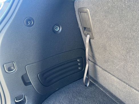 Used 2017 Chevrolet Traverse LT image 47