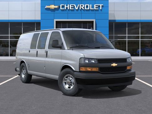 New 2025 Chevrolet Express 2500 w/ Driver Convenience Package image 7
