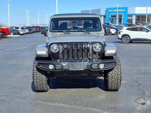 Used 2022 Jeep Gladiator Willys image 33