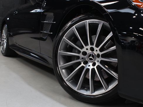 Used 2019 Mercedes-Benz SL 450 w/ Premium Package image 22