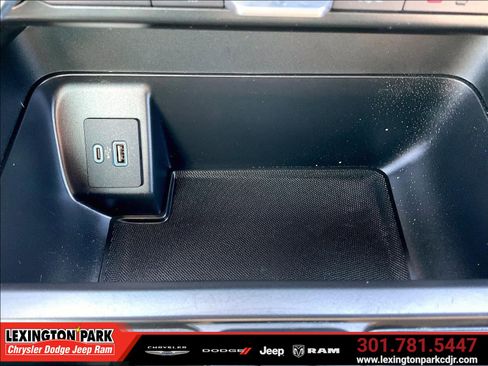 Used 2022 Ford F150 XLT w/ Equipment Group 302A High AWD/4WD image 17