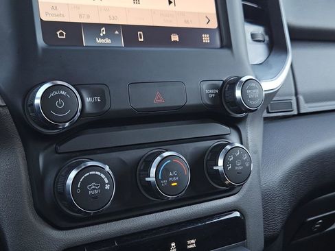 Used 2024 RAM 2500 Big Horn image 21