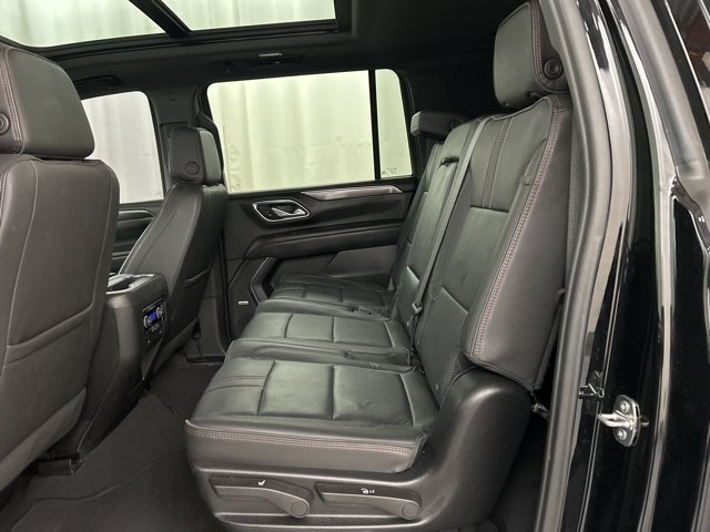 Used 2024 Chevrolet Suburban RST w/ Luxury Package AWD/4WD image 26