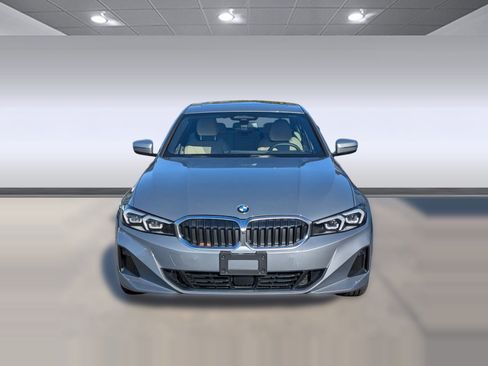Used 2025 BMW 330i xDrive Sedan w/ Premium Package image 6