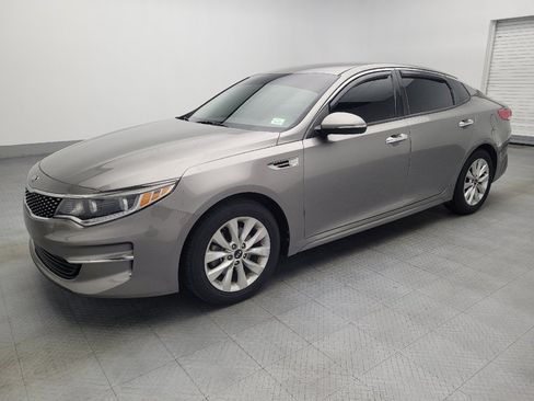 Used 2016 Kia Optima EX FWD image 2