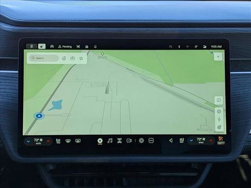 Used 2025 Rivian R1S Adventure image 13