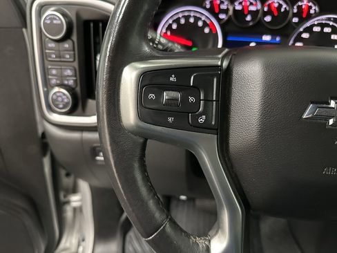 Used 2021 Chevrolet Silverado 1500 LT Trail Boss w/ Convenience Package II AWD/4WD image 16