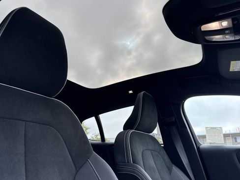 Certified 2023 Volvo C40 P8 Recharge Ultimate AWD/4WD image 20