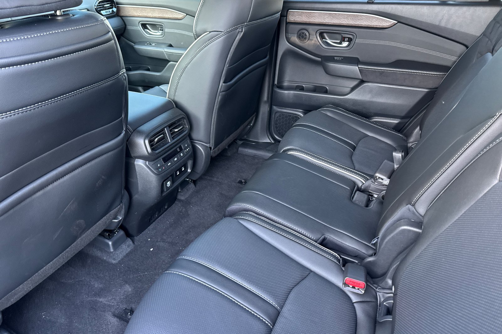 New 2026 Honda Pilot Elite image 12