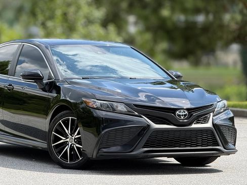 Used 2021 Toyota Camry SE AWD/4WD image 47