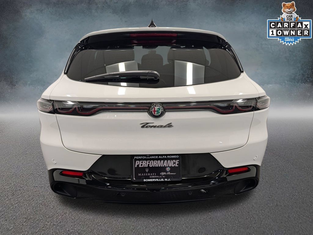 Used 2025 Alfa Romeo Tonale AWD/4WD image 5