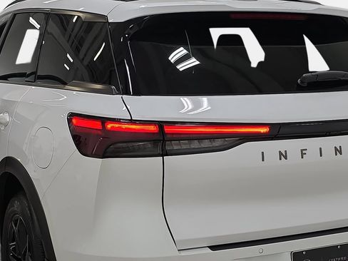 Certified 2026 INFINITI QX60 Sport w/ Dark Cargo Package AWD/4WD image 31