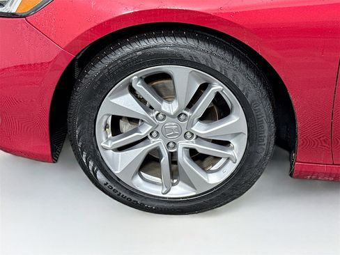 Used 2019 Honda Accord LX image 9