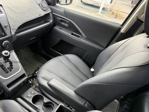 Used 2014 MAZDA MAZDA5 Grand Touring FWD image 17
