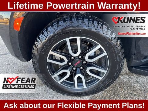 Used 2022 GMC Yukon AT4 AWD/4WD image 15