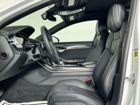 Used 2023 Audi S8 w/ S8 Comfort Plus Package image 31