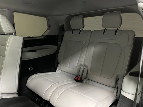 Used 2022 Jeep Grand Cherokee L Overland w/ MOPAR Finishing Package AWD/4WD image 50