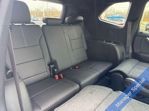 Used 2026 GMC Acadia Elevation w/ Black Edition image 27