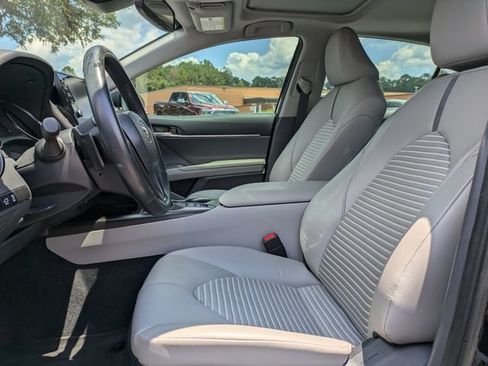 Used 2024 Toyota Camry SE w/ Audio Upgrade Package FWD image 19