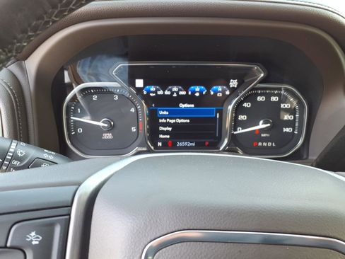 Used 2022 GMC Sierra 3500 Denali image 17