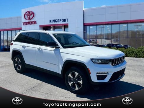 Used 2022 Jeep Grand Cherokee Limited 4xe image 7