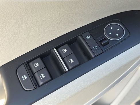 Used 2021 Kia Soul LX image 20