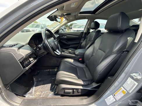 Used 2024 Honda Accord Touring image 14