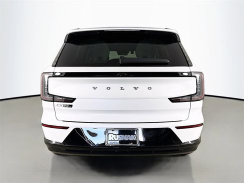 New 2025 Volvo EX90 Plus w/ Protection Package Premier image 6