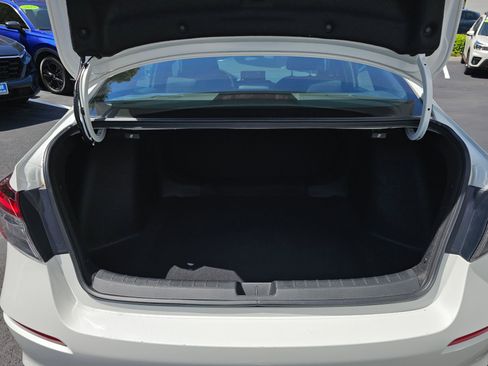 Used 2025 Honda Civic Sport image 16