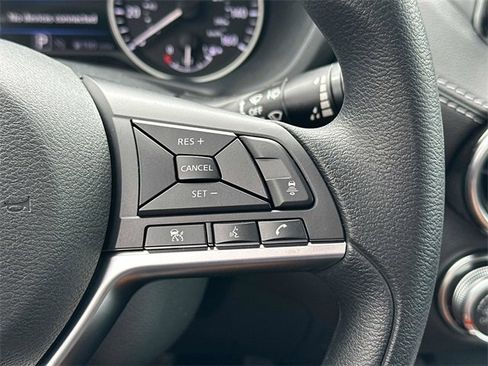 New 2025 Nissan Sentra SV w/ Trunk Package image 19