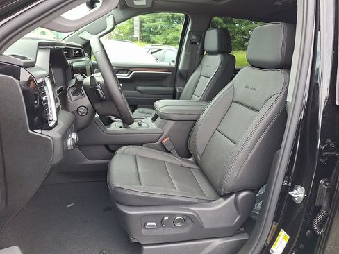 New 2026 GMC Sierra 1500 Denali AWD/4WD image 10