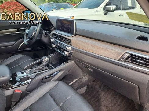 Used 2022 Kia Telluride SX image 18