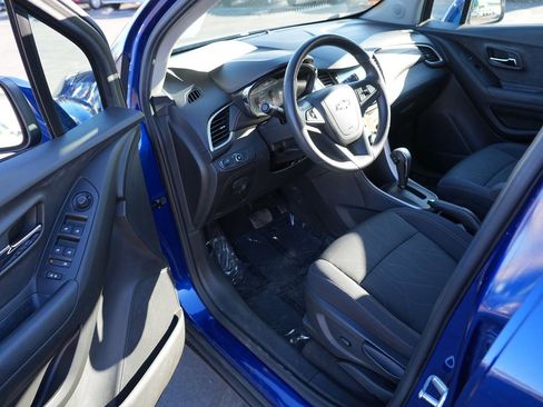 Used 2017 Chevrolet Trax LT image 13