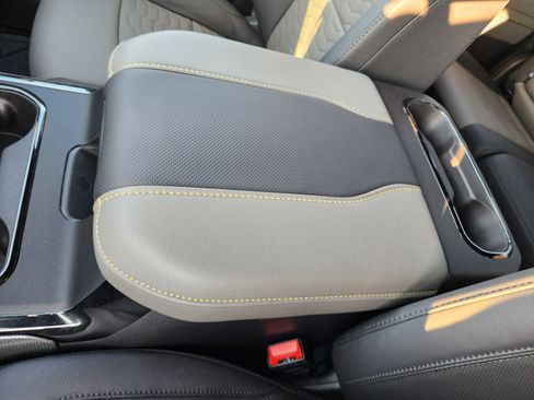 New 2026 Chevrolet Silverado 2500 ZR2 image 24