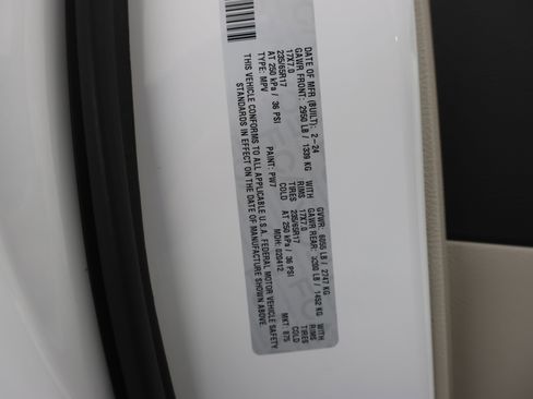 Used 2024 Chrysler Pacifica Touring-L FWD image 67