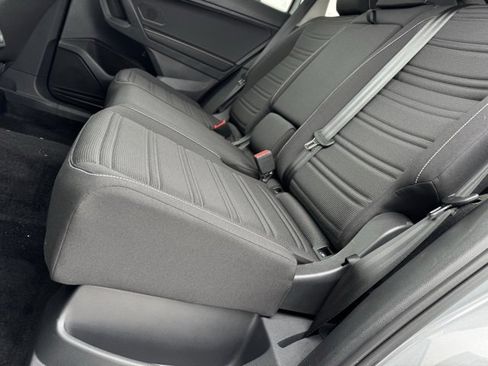 Used 2022 Volkswagen Tiguan S image 9