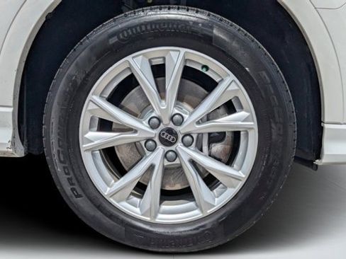 Used 2024 Audi Q3 2.0T Premium Plus w/ Premium Plus Package image 11