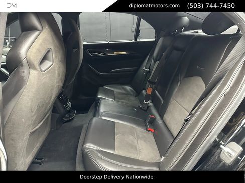Used 2017 Cadillac CTS V w/ Luxury Package image 21