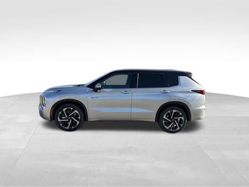 Used 2025 Mitsubishi Outlander SEL AWD/4WD image 6