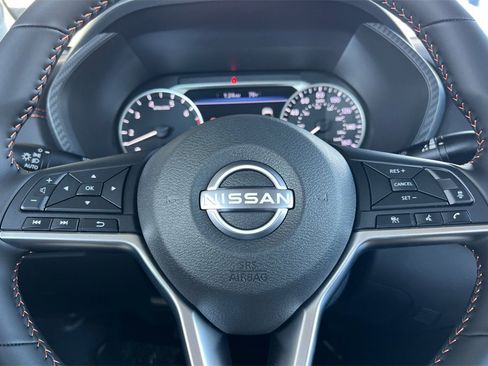 New 2025 Nissan Sentra SR w/ Midnight Edition image 20