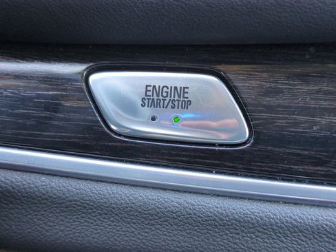 Used 2021 Buick Enclave Avenir w/ Avenir Technology Package AWD/4WD image 25