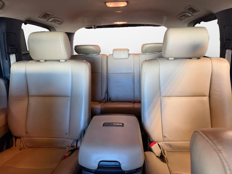 Used 2016 Toyota Sequoia Platinum AWD/4WD image 15