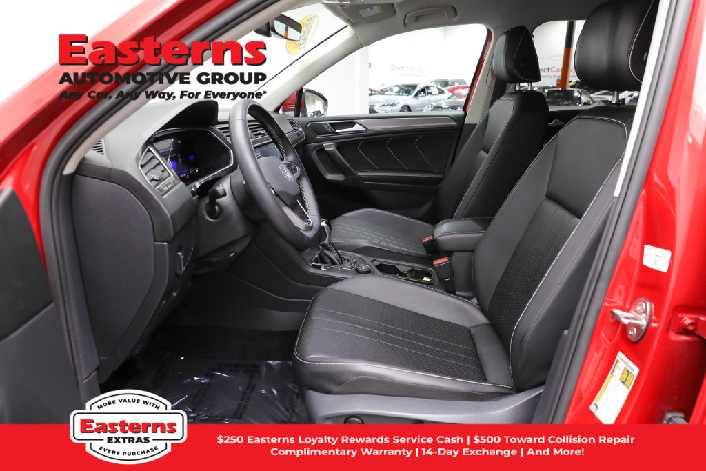 Used 2023 Volkswagen Tiguan SE AWD/4WD image 14