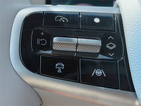 Certified 2026 Genesis GV70 2.5T Advanced image 24