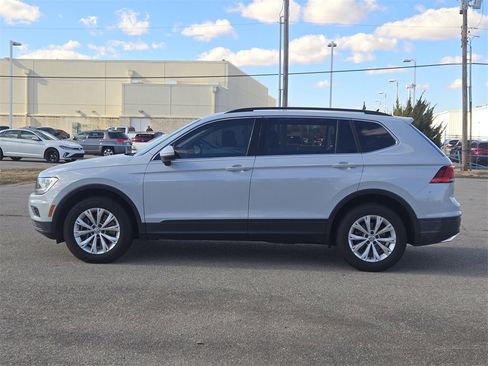 Used 2019 Volkswagen Tiguan SE image 4