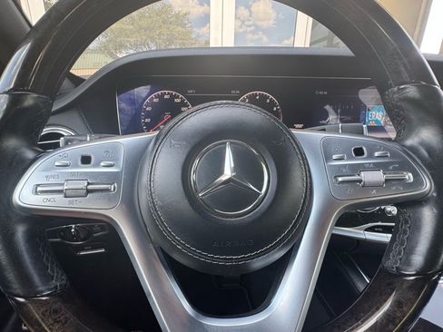 Used 2018 Mercedes-Benz S 560 4MATIC Sedan image 15