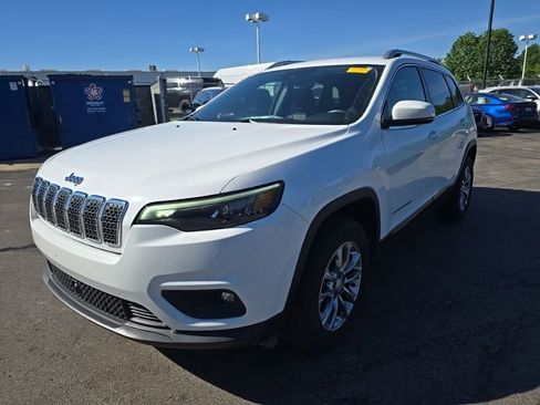Used 2021 Jeep Cherokee Latitude Lux w/ Comfort/Convenience Group AWD/4WD image 3