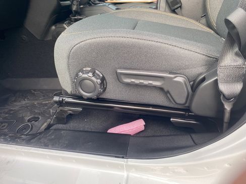 New 2025 Jeep Gladiator Sport image 21