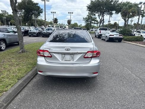 Used 2011 Toyota Corolla LE FWD image 4