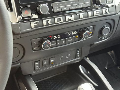 New 2026 Nissan Frontier SV image 18